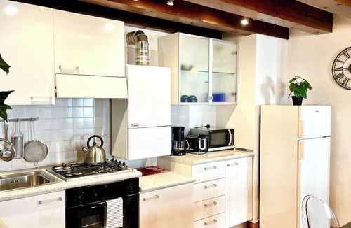 Cannaregio Apartment | Canal View
