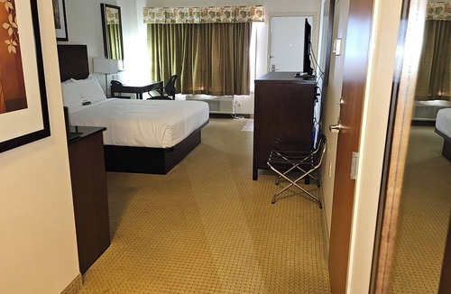 Wainwright Hotel | Canalta Wainwright