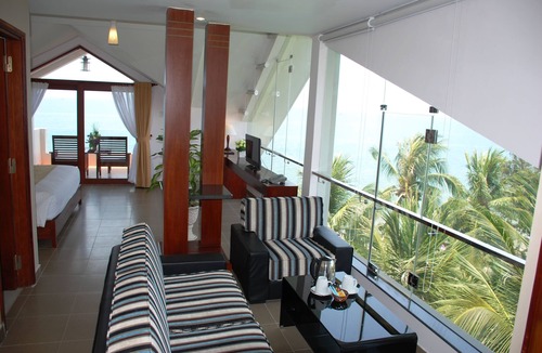 East Ham Tien Beach Resort | Canary Beach Resort