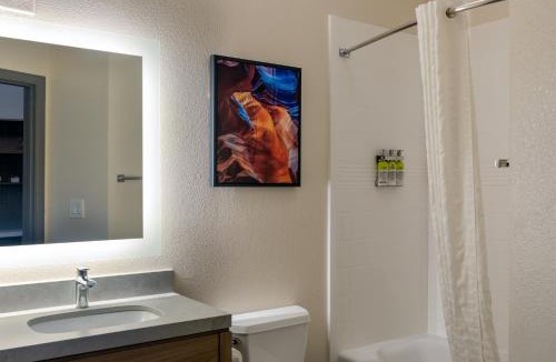 Enterprise Hotel | Candlewood Suites Enterprise by IHG