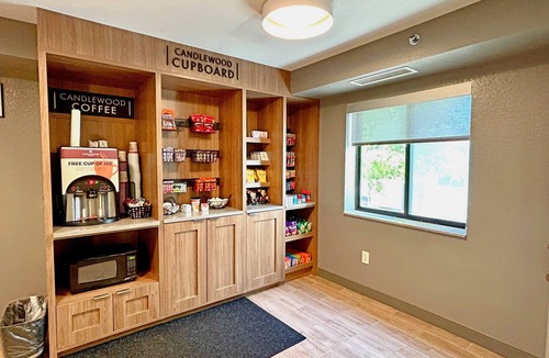 Indianapolis Hotel | Candlewood Suites Indianapolis Downtown Medical District by IHG