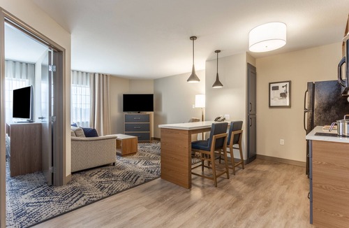 O'Fallon Hotel | Candlewood Suites O Fallon by IHG