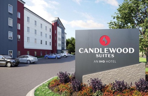 Perry Hotel | Candlewood Suites Perry-National Fairground Area by IHG