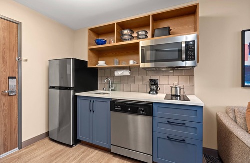 Sumner Hotel | Candlewood Suites Sumner by IHG