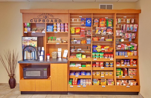 Williston Hotel | Candlewood Suites Williston by IHG