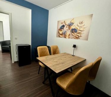 Sankt Jobst House | Candy Vibe Inn