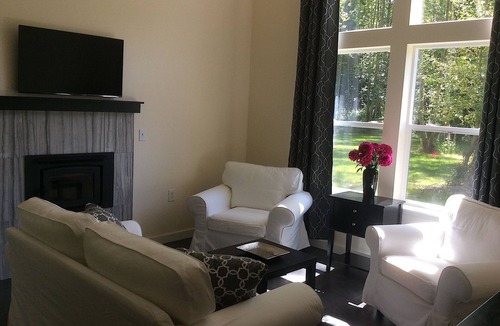 Langley House | CANFIELD ORCHARD APPLE SUITE