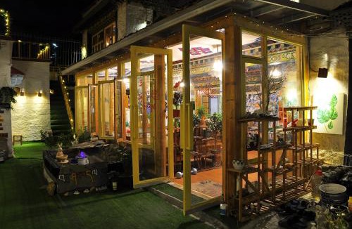 Chengguan District House | Cangwu Inn