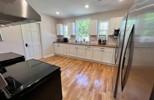 Fries Apartment | Canoe Cove at The Washington Inn 2