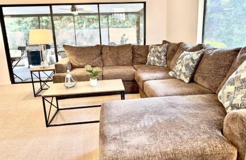 Fairway Village House | Canopy on Cobblestone