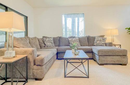Fairway Village House | Canopy on Cobblestone