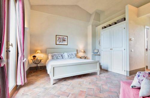 Vinci Villa | Cantagrillo - Spacious Villa & Private Pool