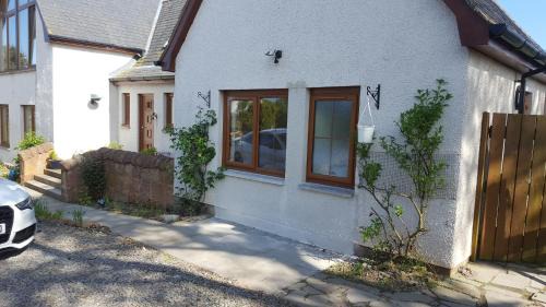 Portmahomack House | Canterra Cottage