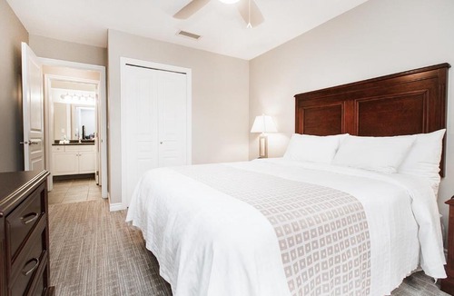 North Central Edmonton Hotel | Canterra Suites Hotel