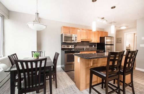 North Central Edmonton Hotel | Canterra Suites Hotel