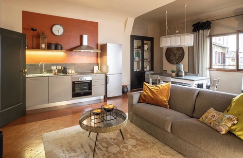 San Giovanni House | Canto degli Scali