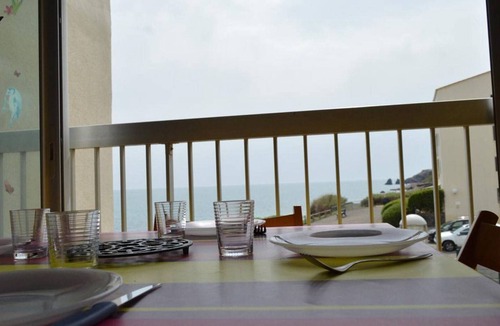 Cap d'Agde Apartment | Cap d'Agde: 2-Room Apt, Sleeps 4, 100m from Beach