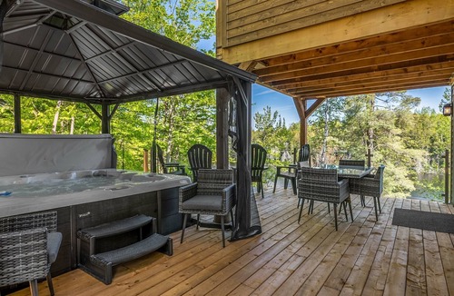 Chertsey Ski Chalet | CAP-DE-ROCHE