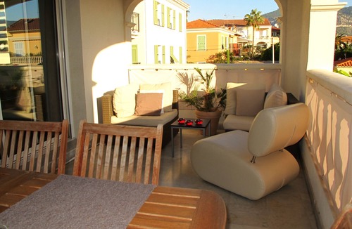 Cap-Ferrat House | CAP FERRAT, 100 m FROM THE BEACH AND PORT, LUXURY AND COMFORTABLE VILLAGE HOUSE