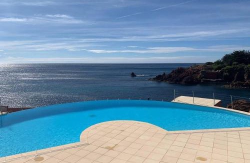 Le Trayas Apartment | Cap Neree Petit coin de paradis pieds dans l eau