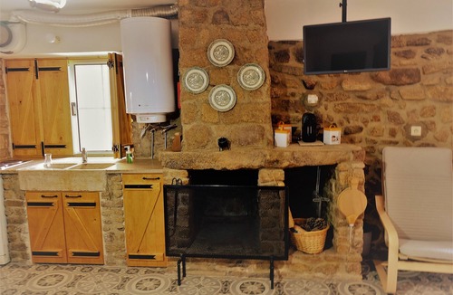 Torre de Moncorvo House | Capalonga - Typical village house