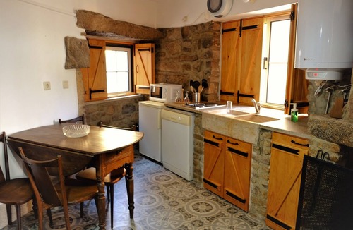 Torre de Moncorvo House | Capalonga - Typical village house