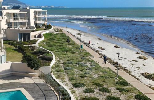 Lagoon Beach Apartment | Cape Beach Penthouse