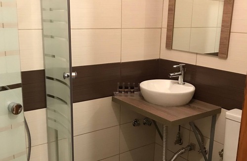 Paralia Skotinis House | Cape Blue Apartments