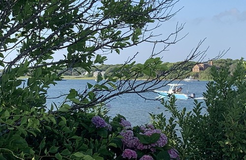 Mara Vista Apartment | Cape Cod Beachfront Studio Condo,Falmouth MA Available July 10-17, 2026 7 nights