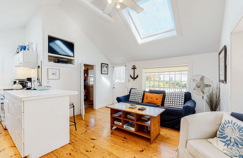 Mashpee Cottage | Cape Cod cottage with patio - near golf, 100 yards to private Mashpee Beach