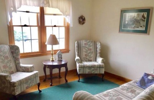 East Sandwich House | Cape Cod Escape. Peaceful home w private beach