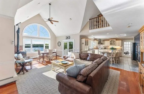 West Wareham House | Cape Cod Getaway w/Private Lake, Petting Zoo, Kayaks, Jacuzzi Tub, Gym + more!