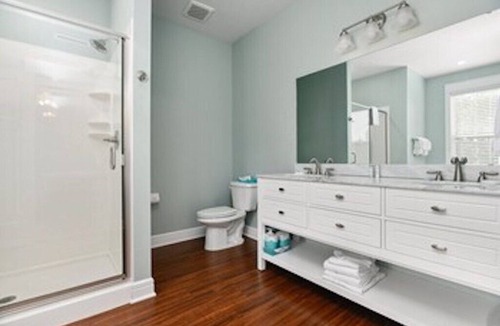 Branson Resort | Cape Cod Style Resort Overlooking Beautiful Table Rock Lake!