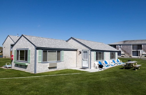 West Yarmouth Hotel | Cape Codder for 2, Green Harbor Resort, Kids Klub, Sun Terrace