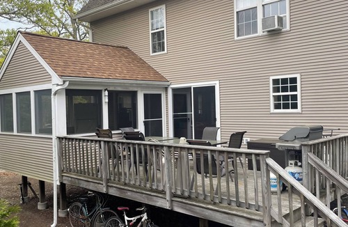 Bass River House | Cape side beach retreat – Amazing Beach Location! Walk to the beach