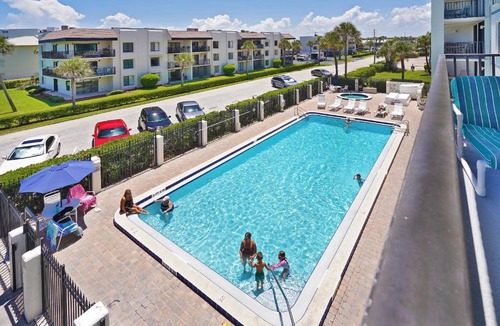Port Canaveral Apartment | Cape Winds Resort