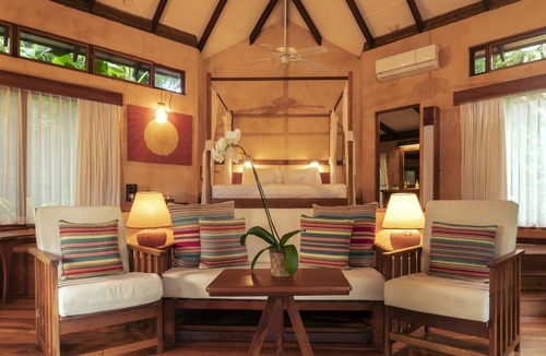 Tamarindo Hotel | Capitán Suizo Beachfront Boutique Hotel