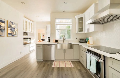 Capitol Hill House | Capitol Hill Mini-Mansion – Historic Charm, Modern Comfort