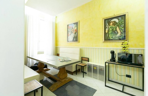 Rione XVIII Castro Pretorio Apartment | Capitolium - Apartment