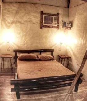 Calatagan Villa | Capiz Beach Villa w/pool (entire cottage for 12)
