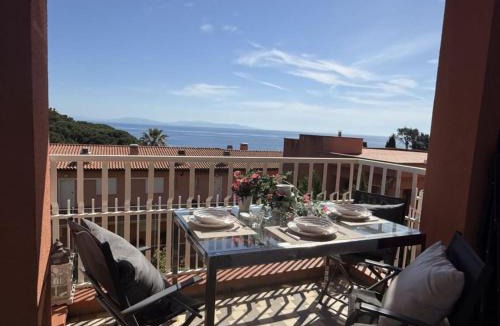 Capo D'arco Apartment | Capo d'Arco - Bougainvillea