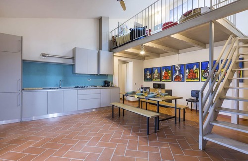 Santa Luce House | Capo il Cerro Villa sul lago by Interhome