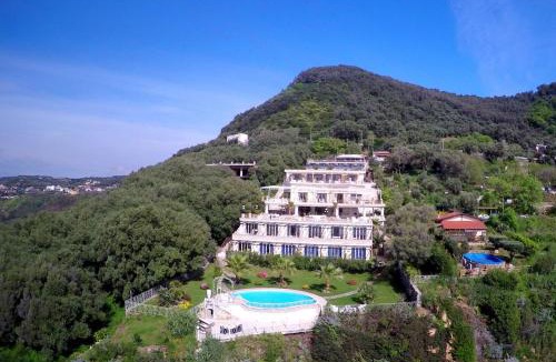 Taureana Hotel | CapoSperone Resort