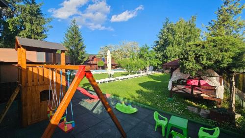 Sarata-Monteoru House | Caprice Monteoru