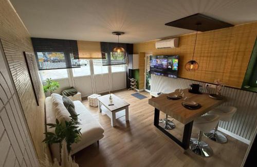 Pont-a-Lesse Apartment | Capstay Dinant
