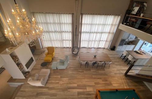Vicq Villa | Capsule la grange arcade de jeux billard 4 chambres 300m2