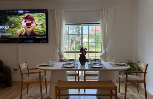 Corroios Villa | Capsule Marisol Beach House family retreat