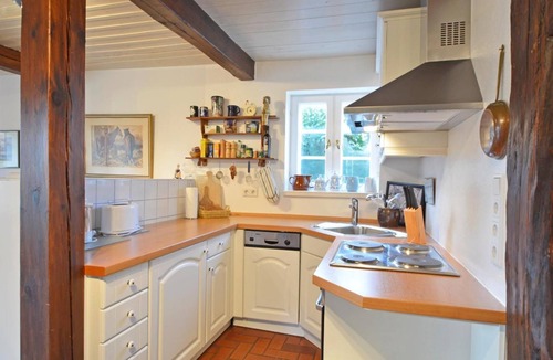 Suderende Apartment | Captain Hansen House - Ground floor - Vacation in the artist village Oldsum