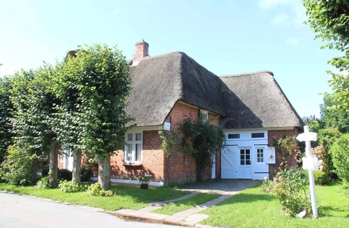 Suderende Apartment | Captain Hansen House - Ground floor - Vacation in the artist village Oldsum
