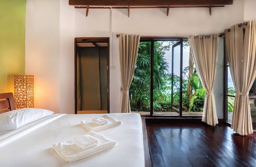 Ko Kood Hotel | Captain Hook Resort